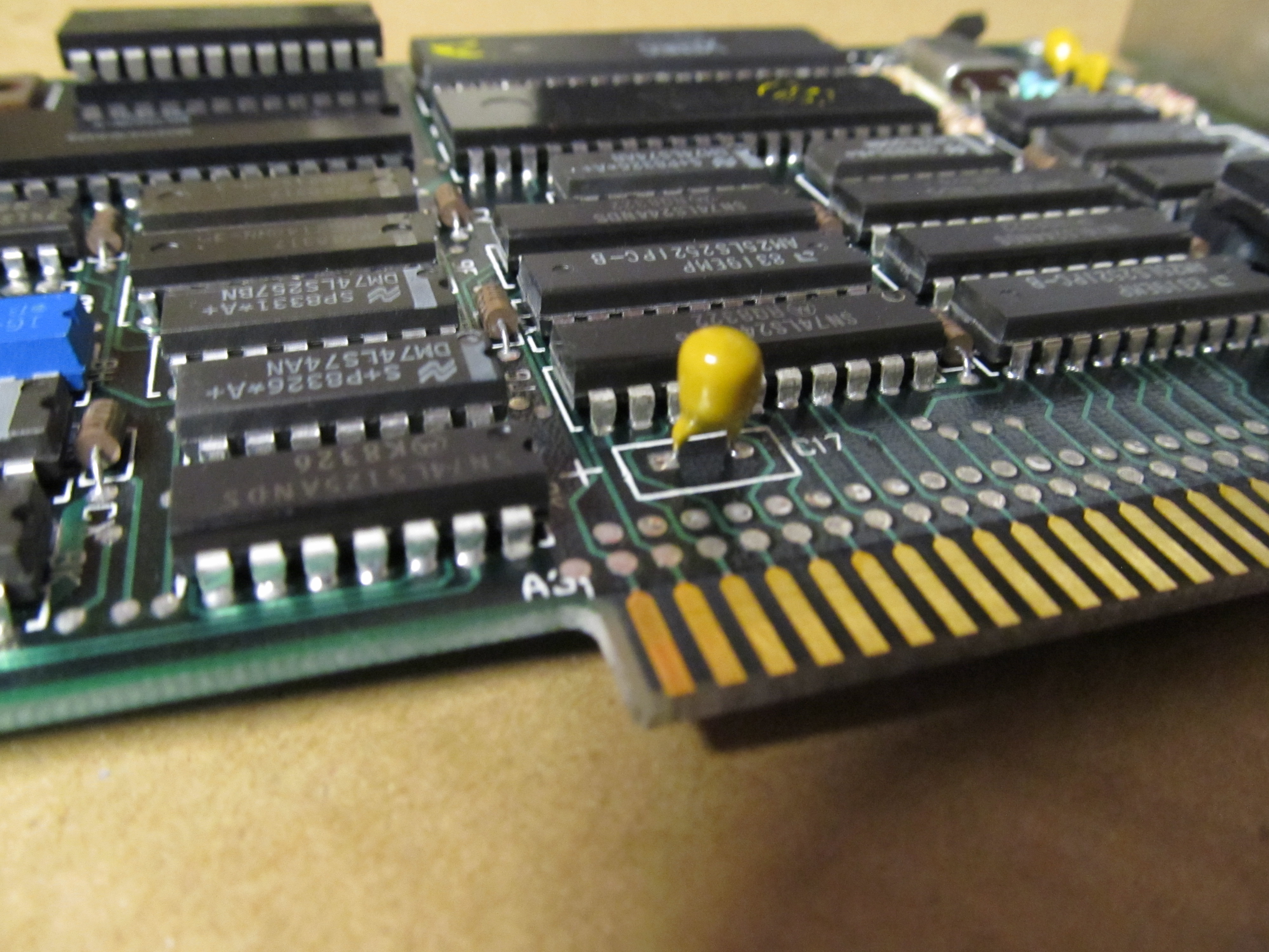 Der Festplatten Controller - Tantal C17